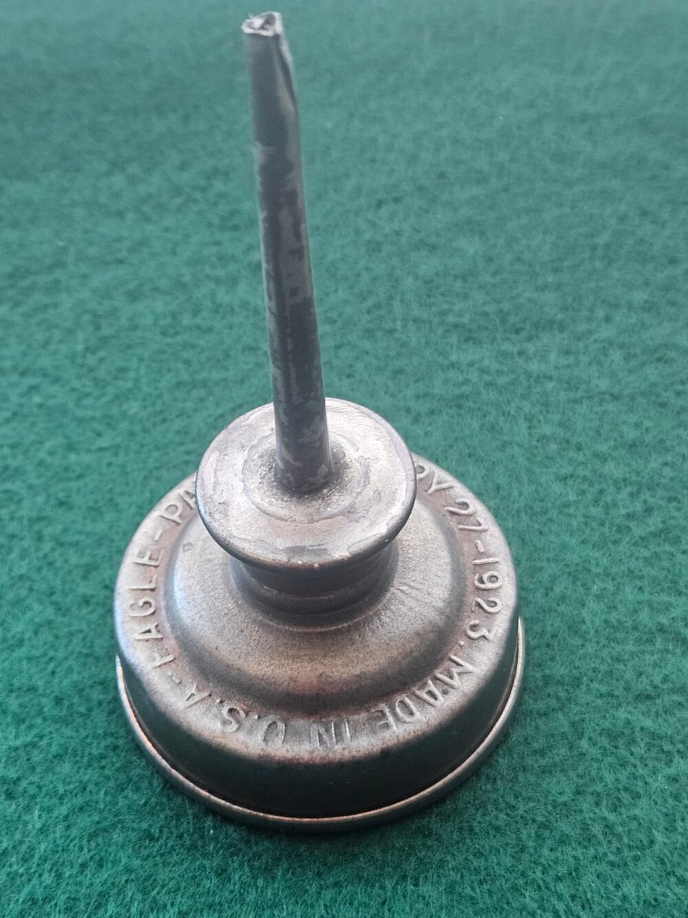 Vintage Mini EAGLE 1923 Thumb OILER OIL CAN 3 1/2" Tall Made in USA